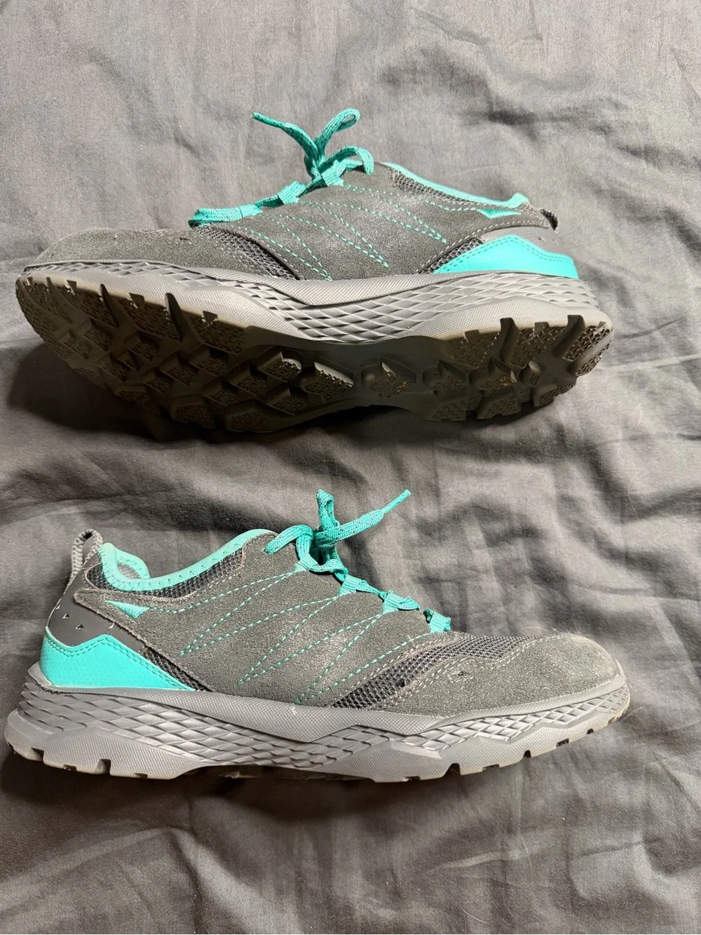 Skechers Gray Athletic Sneakers with Teal Laces and Trim
